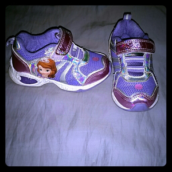 Disney Sophia the First toddler light-up size 6 - Picture 1 of 4